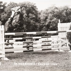 PHOTO Argentique	France	Equitation cheval saut d'obstacles	18X24cm	1970