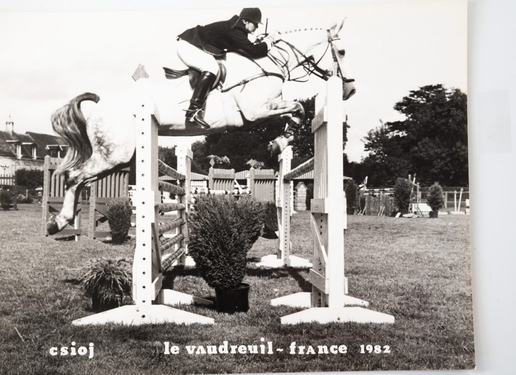 PHOTO Argentique France Equitation cheval saut d'obstacles 18X24cm 1970