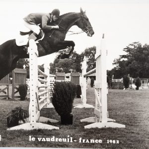 PHOTO Argentique	France	Equitation cheval saut d'obstacles	18X24cm	1970