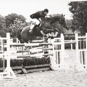 PHOTO Argentique	France	Equitation cheval saut d'obstacles	18X24cm	1970