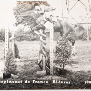 PHOTO Argentique	France	Equitation cheval saut d'obstacles	18X24cm	1970
