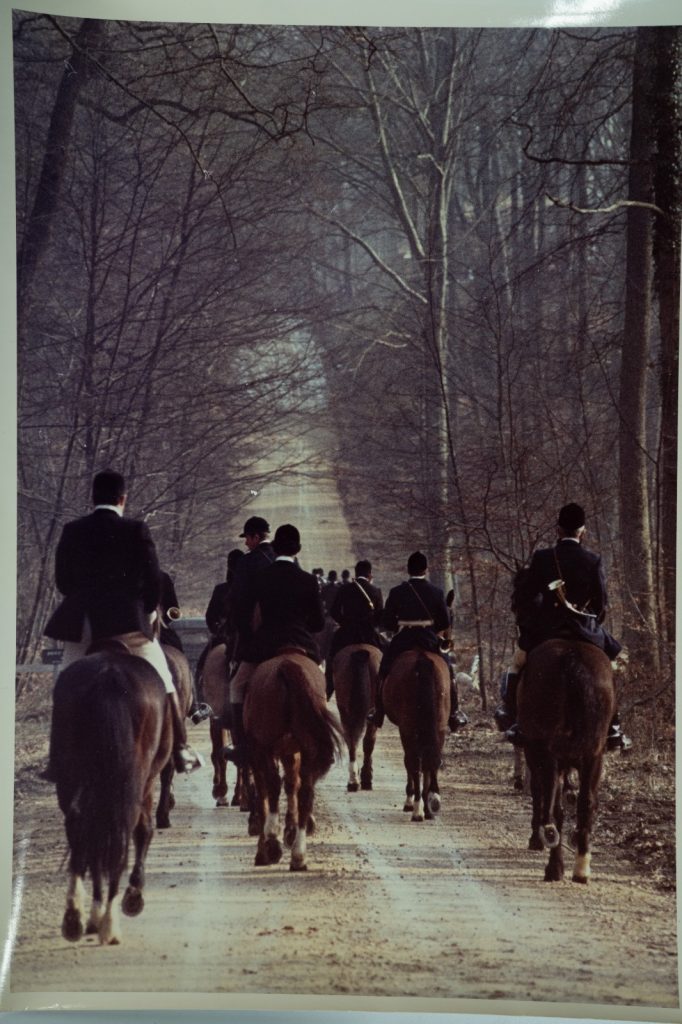 PHOTO Argentique	France	chasse à courre vénerie cheval 24x30cm	1970