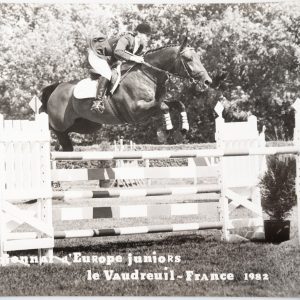 PHOTO Argentique	France	Equitation cheval saut d'obstacles	18X24cm	1970
