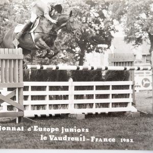 PHOTO Argentique	France	Equitation cheval saut d'obstacles	18X24cm	1970