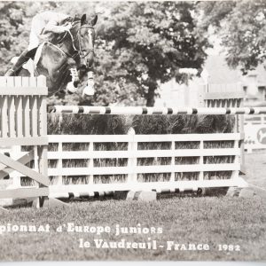 PHOTO Argentique	France	Equitation cheval saut d'obstacles	18X24cm	1970