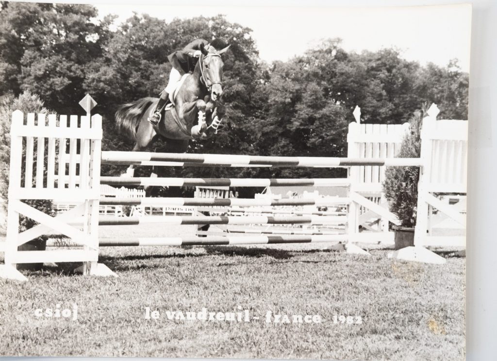 PHOTO Argentique France Equitation cheval saut d'obstacles 18X24cm 1970