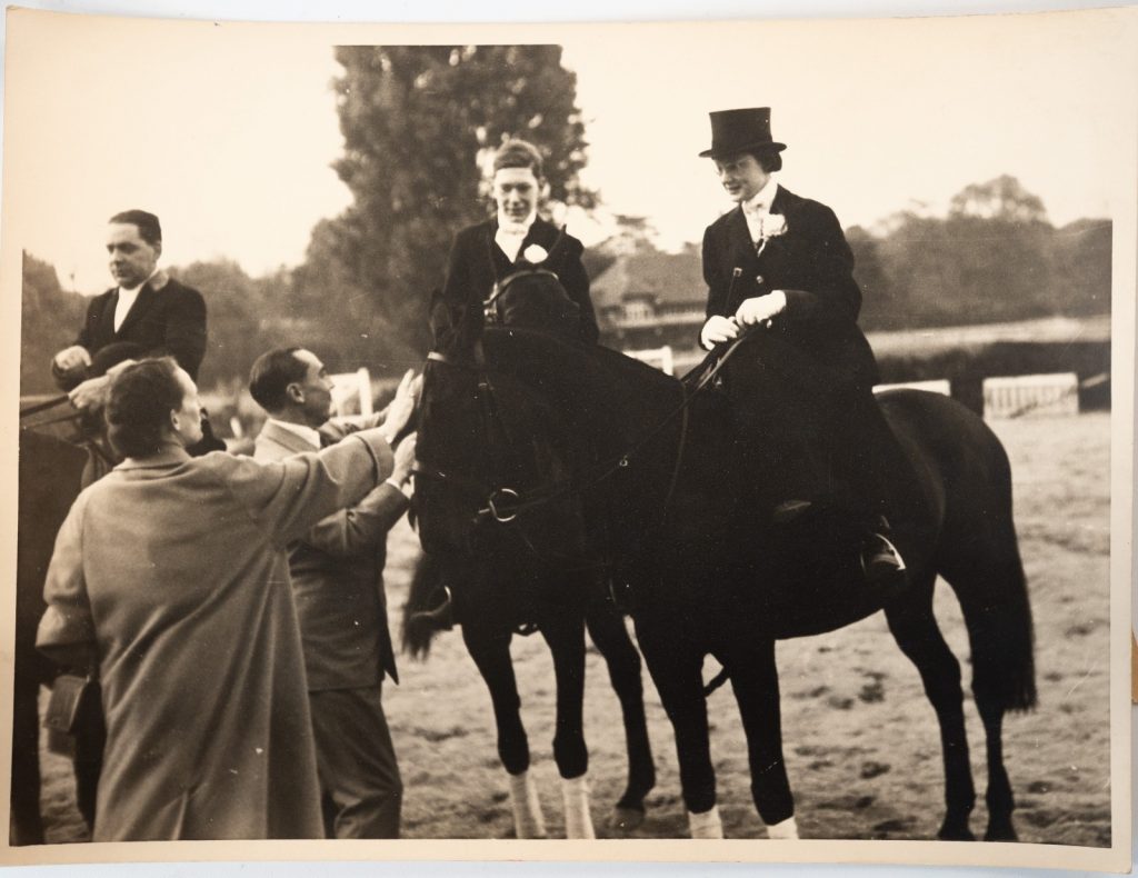 PHOTO Argentique France Chevaux de concours saut d'obstacle 18X24cm 1930