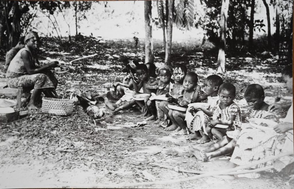 PHOTO Argentique, RC ENFANTS Afrique 16X24cm 1960