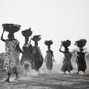PHOTO Argentique, RC femme Afrique 16X24cm 1960