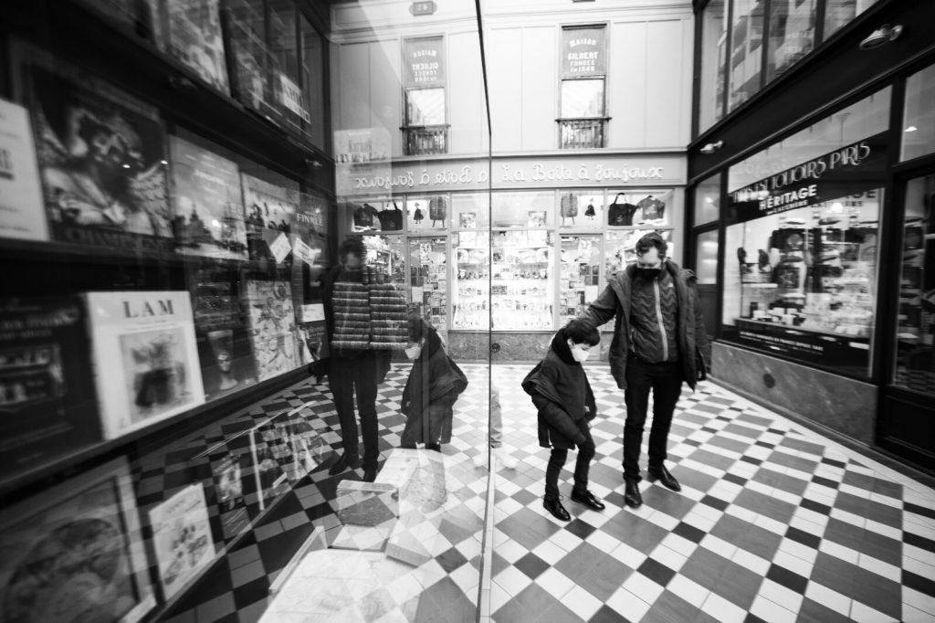 Tirage photo argentique Passage Paris 20X30cm