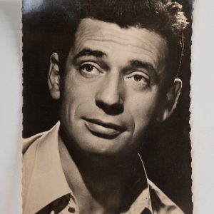 PHOTO Argentique  CARTE POSTAL  9X14cm YVES MONTAND 1960