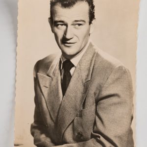 PHOTO Argentique  CARTE POSTAL  9X14cm JOHN WAYNE 1960