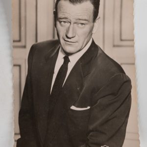 PHOTO Argentique  CARTE POSTAL  9X14cm JOHN WAYNE 1960