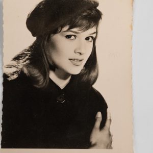 PHOTO Argentique  CARTE POSTAL  9X14cm SOPHIE DAUMIER 1960