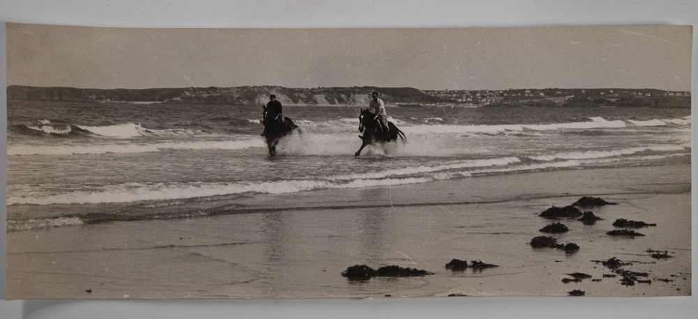 PHOTO Argentique France chevaux sur la plage 11X29cm 1970