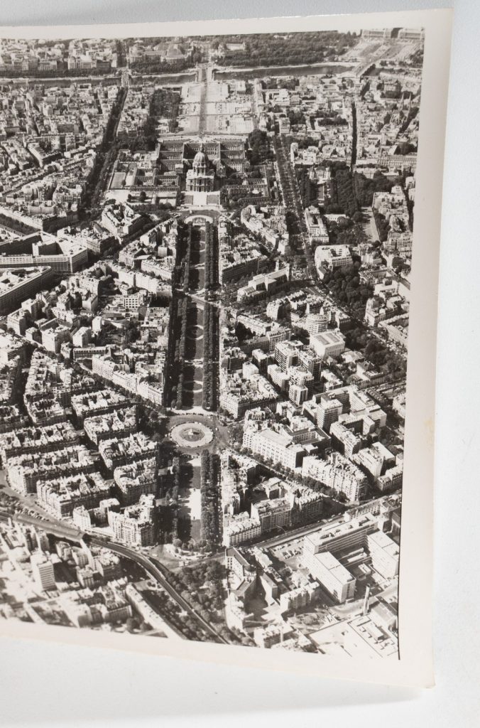 PHOTO Argentique Vue aérienne Paris Invalide Breteuil 9x12cm	1970	Roger Morin