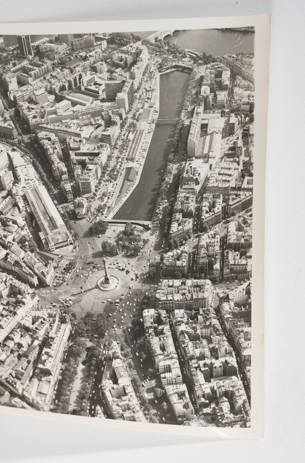 PHOTO Argentique Vue aérienne Paris LA BASTILLE 9x12cm 1970 Roger Morin