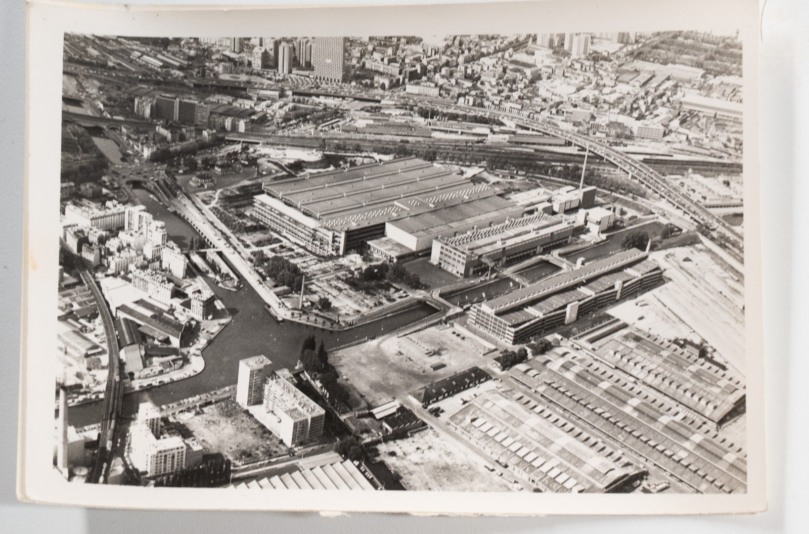 PHOTO Argentique Vue aérienne Paris LA VILETTE ABATOIRE 9x12cm 1970 Roger Morin