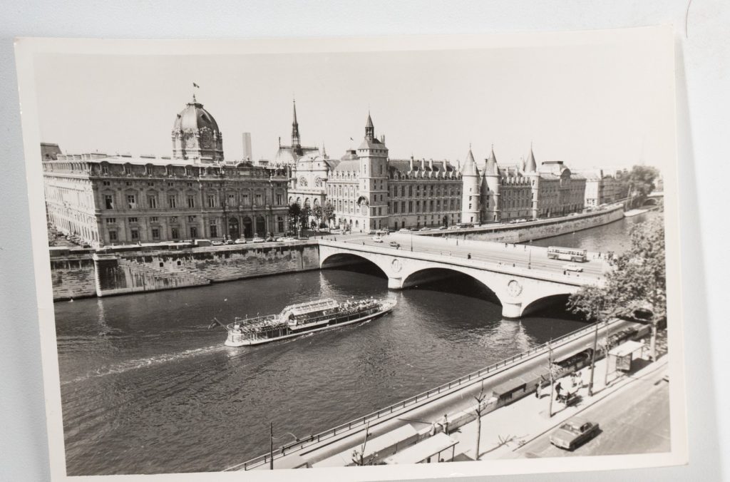 PHOTO Argentique Vue aérienne Paris LA CONCIERGERIE 9x12cm	1970	Roger Morin