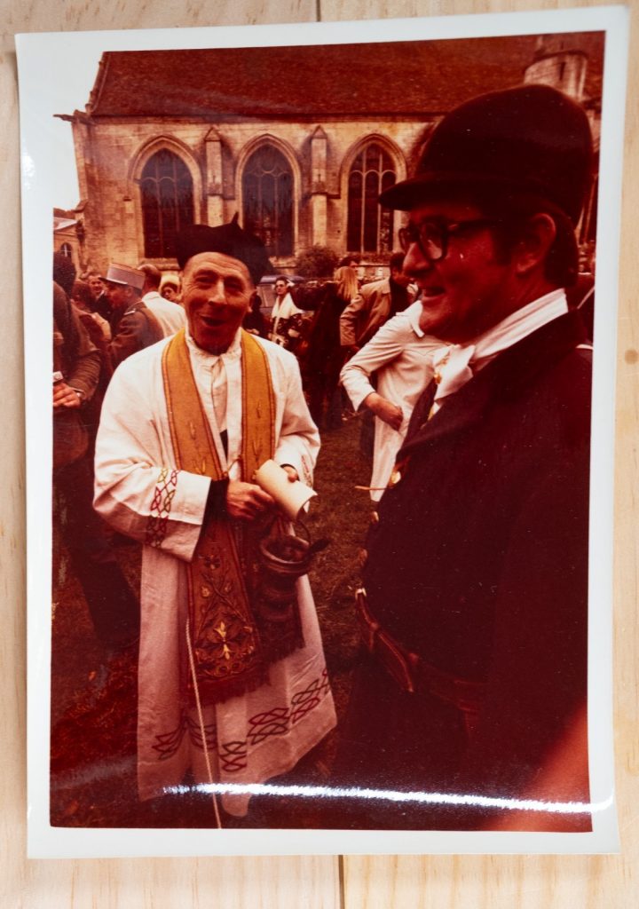 PHOTO Argentique, France chasse à courre vénerie déjeuner traditionnel 11X17cm