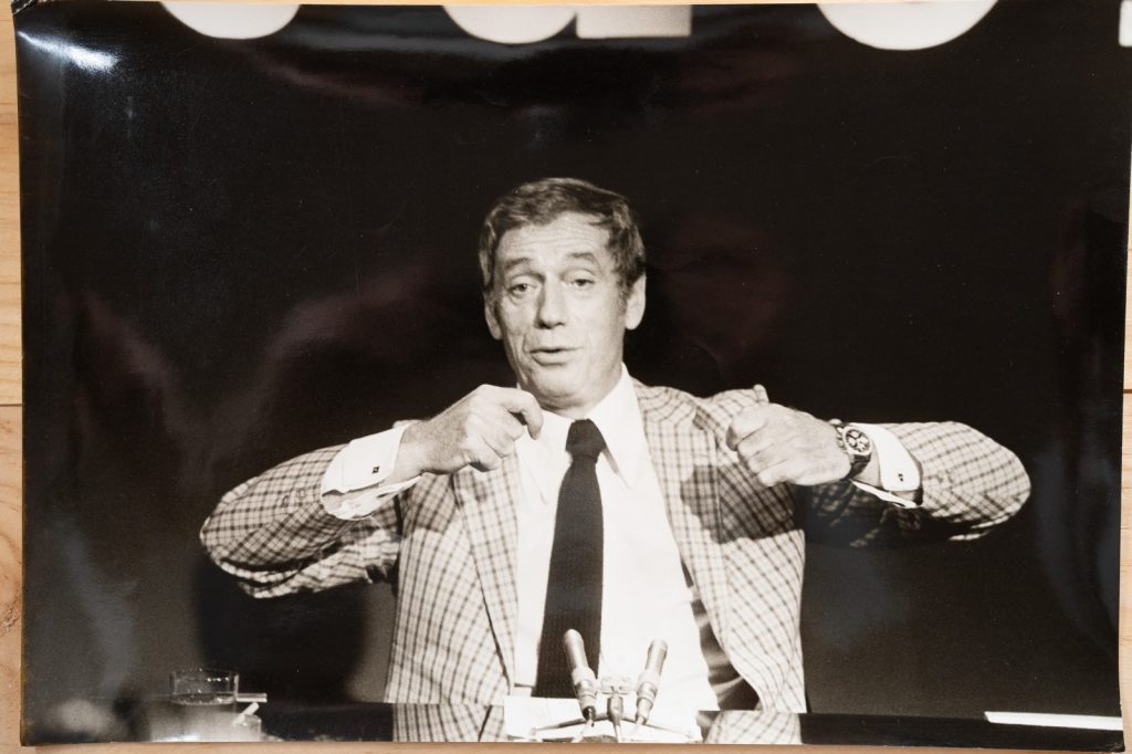 TIRAGE PHOTO Argentique, RC	France	Yves Montand	20X30cm	1960