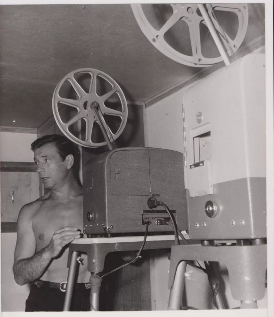 TIRAGE PHOTO Argentique	France	Yves Montand	21X27cm	1960