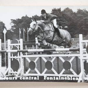 PHOTO Argentique	France	Equitation cheval saut d'obstacles	13X17cm	1970