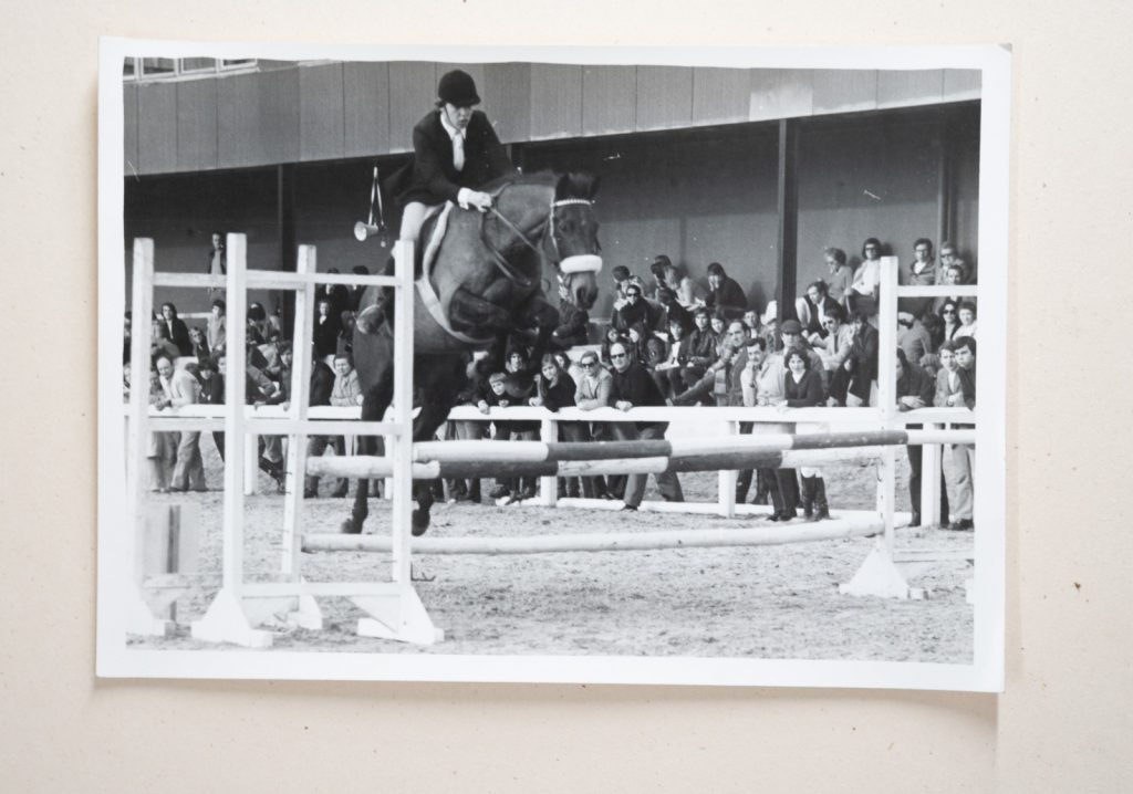 PHOTO Argentique France Equitation cheval saut d'obstacles 13X17cm 1970