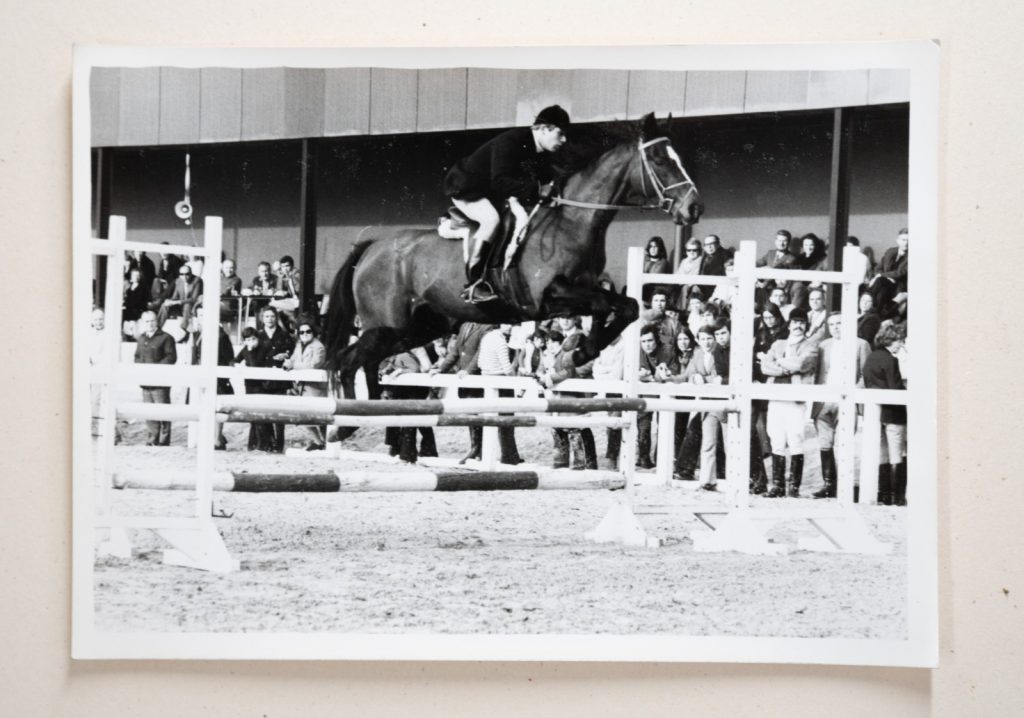 PHOTO Argentique France Equitation cheval saut d'obstacles 13X17cm 1970