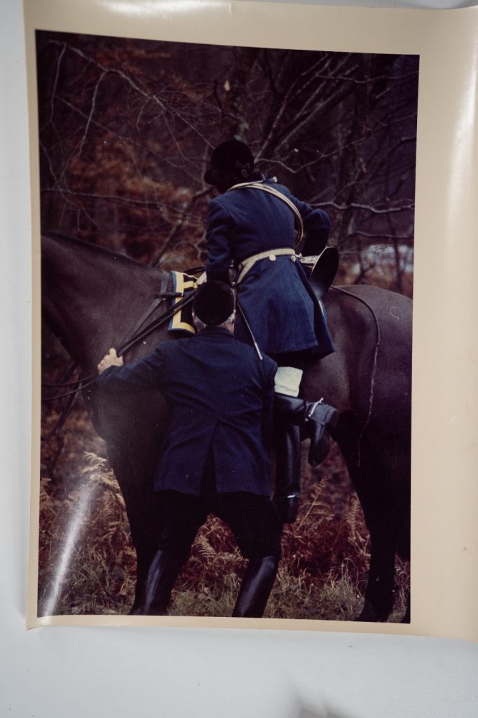 PHOTO Argentique	France	chasse à courre vénerie cheval 18X24cm	1970