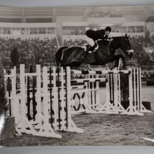 PHOTO Argentique	France	Equitation cheval saut d'obstacles	17X23	1970