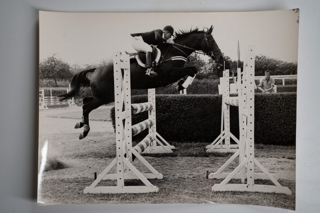 PHOTO Argentique France Equitation cheval saut d'obstacles 17X23 1970