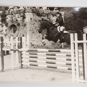 PHOTO Argentique	France	Equitation cheval saut d'obstacles	13X17cm	1970