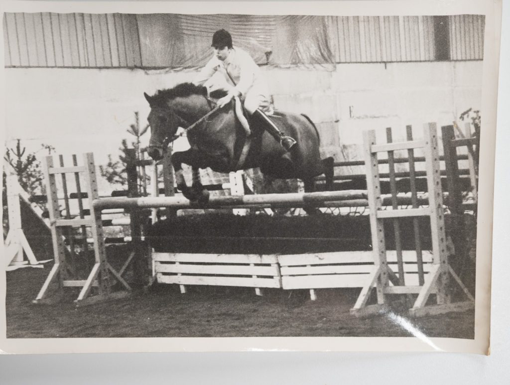 PHOTO Argentique France Equitation cheval saut d'obstacles 13X17cm 1970
