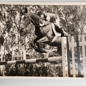 PHOTO Argentique	France	Equitation cheval saut d'obstacles	13X17cm	1970