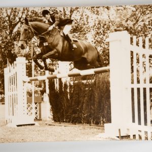 PHOTO Argentique	France	Equitation cheval saut d'obstacles	13X17cm	1970
