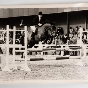 PHOTO Argentique	France	Equitation cheval saut d'obstacles	13X17cm	1970