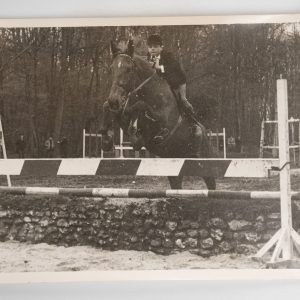 PHOTO Argentique	France	Equitation cheval saut d'obstacles	13X17cm	1970