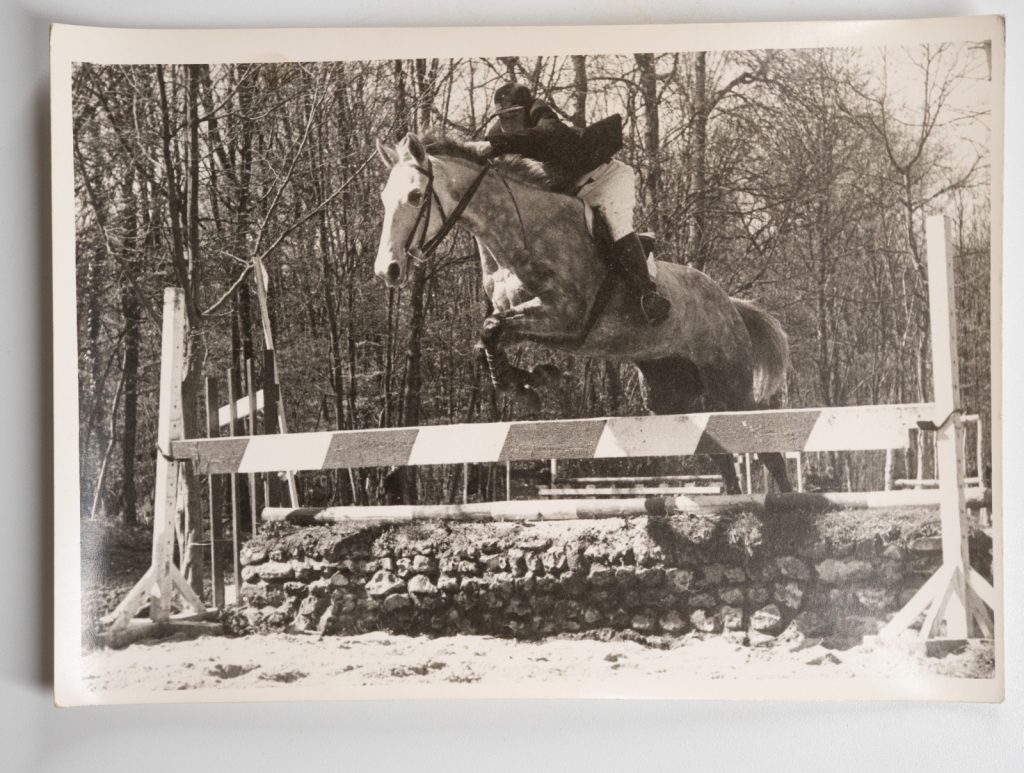 PHOTO Argentique France Equitation cheval saut d'obstacles 13X17cm 1970