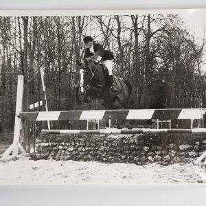 PHOTO Argentique	France	Equitation cheval saut d'obstacles	13X17cm	1970