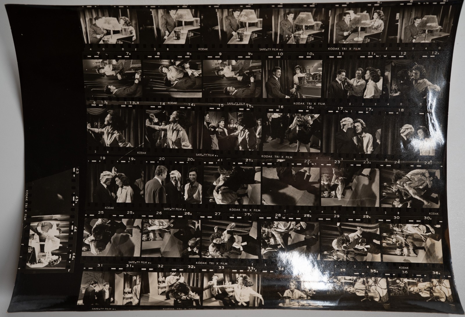 PHOTO Argentique France Planche contact tournage de film 21X27cm 1960