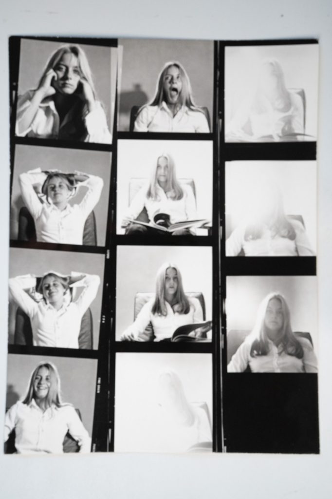 PHOTO Argentique Planche Contact Portrait FEMME pin-up 18X24 vue 6X6cm 1980