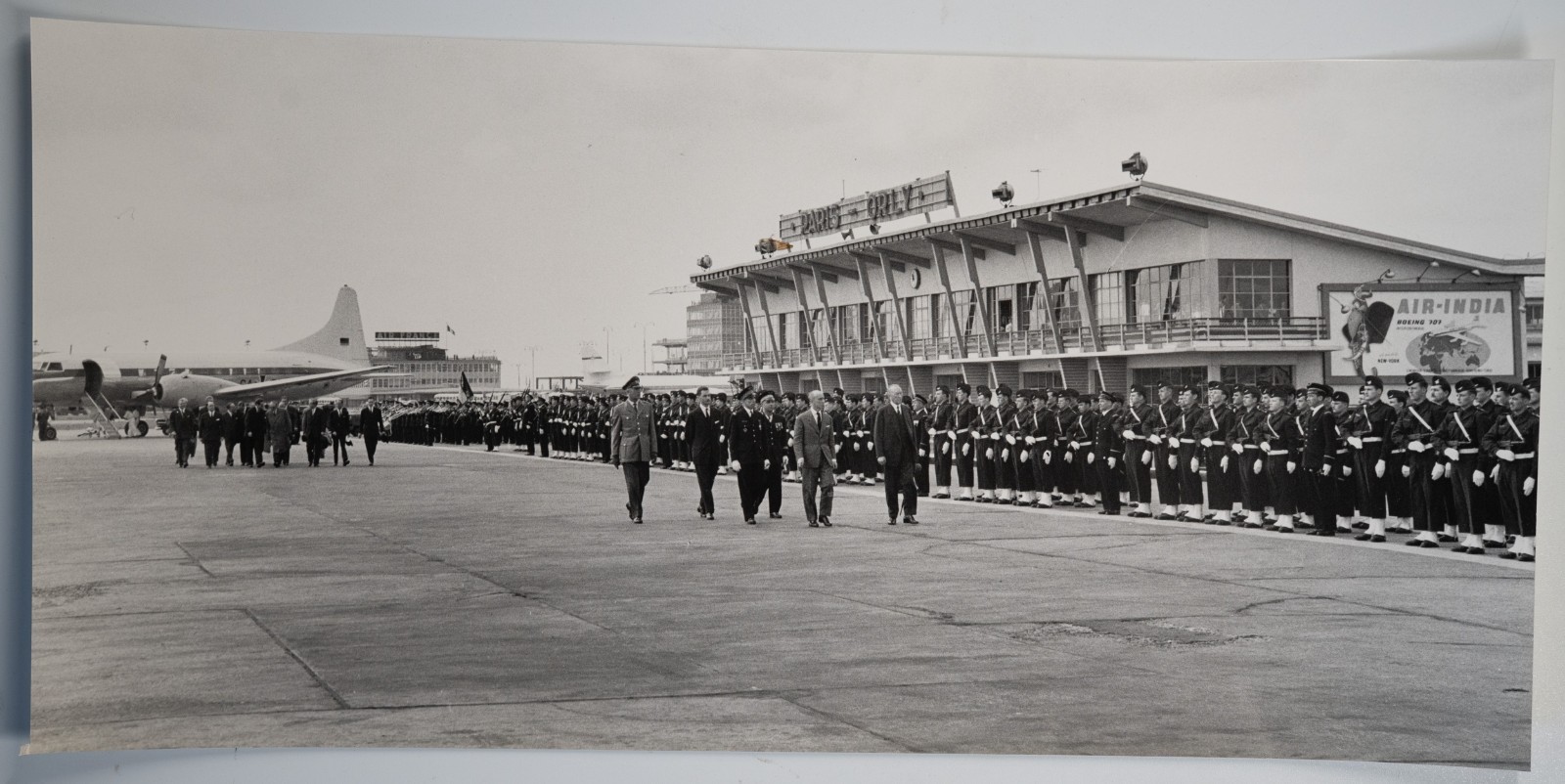 PHOTO Argentique France Aéroport d'Orly revue de troupes officiel 17X36cm 1960