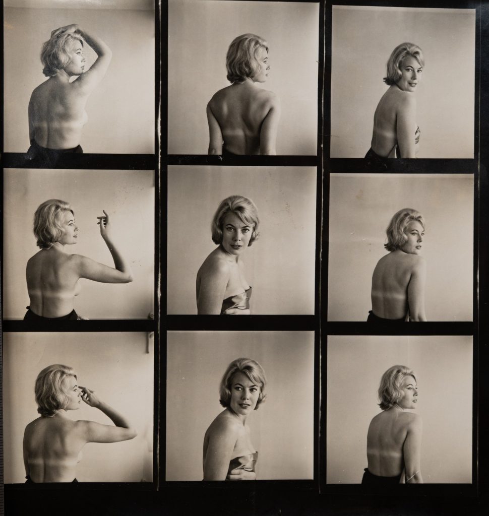 PHOTO Argentique	France	PINUP FEMME NUE NU ARTISTIQUE	6X6ccm par vue	1960