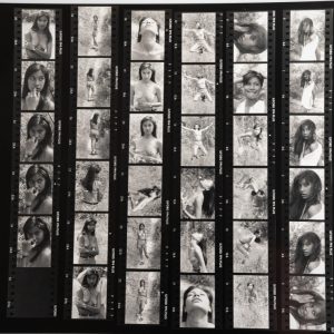 PHOTO Argentique France Planche contact femme nue nu artistique 24x30cm 1980