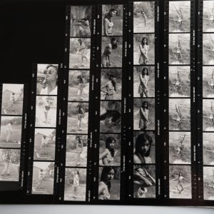 PHOTO Argentique France Planche contact femme nue nu artistique 24x30cm 1980