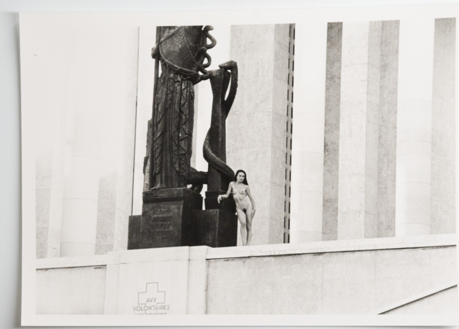 PHOTO Argentique Nu artistique femme nue Paris Palais de Tokyo 13X18cm 1980