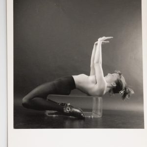 PHOTO Argentique	France	Nu artistique femme nue	13X18cm vue 12X12cm	1980