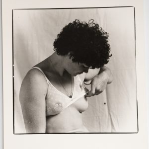 PHOTO Argentique	France	Nu artistique femme nue	13X18cm vue 12X12cm	1980