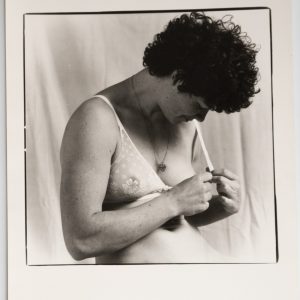 PHOTO Argentique	France	Nu artistique femme nue	13X18cm vue 12X12cm	1980